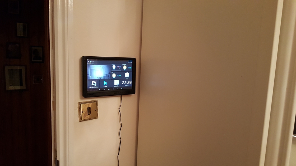 Smart Internet of Things System Industrial 7 Inch Flush Wall Android Touch Screen POE Powering